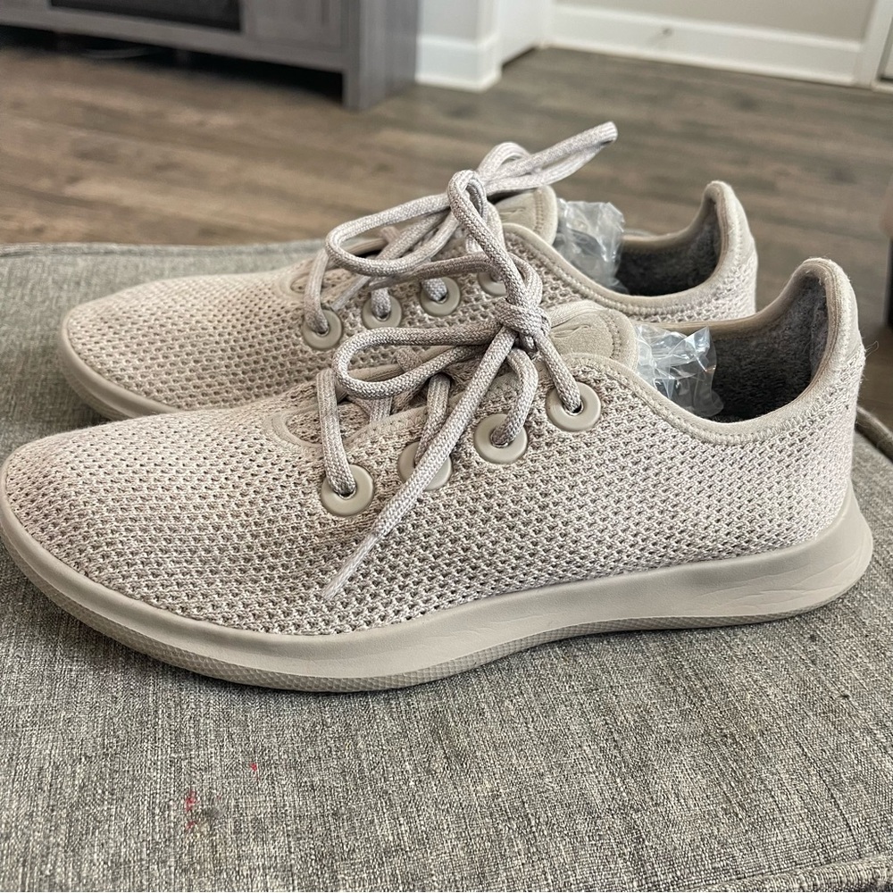 Allbirds Women’s tree runners size 9